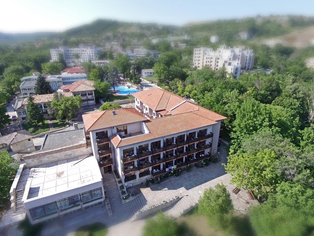 Bisser Hotel - Free Parking - Free Pool Access Balchik Eksteriør billede
